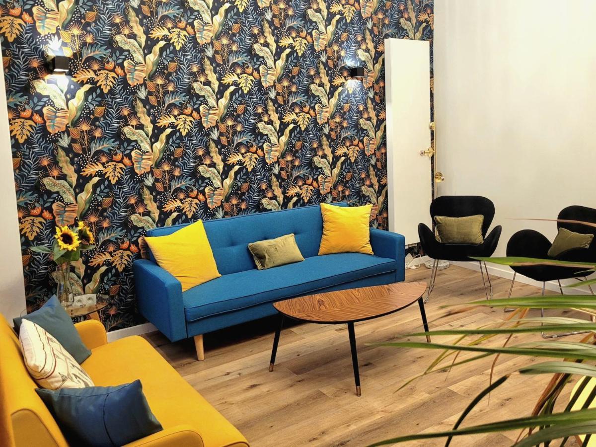 Brand New With Private Bathroom And Balcony-terrasse Bruxelles